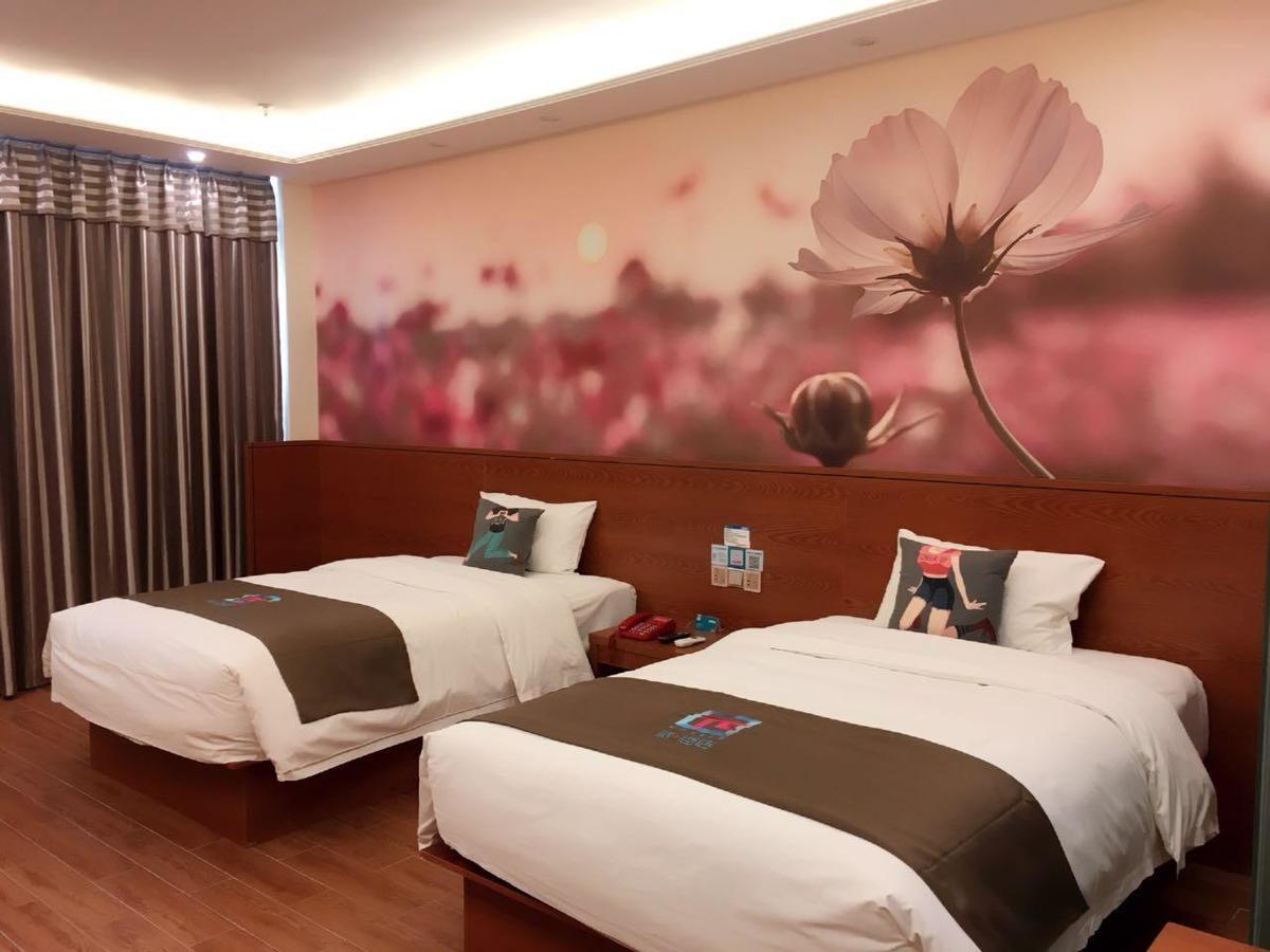 Pai Hotel Guiyang Fountain Modern Capital Exteriör bild