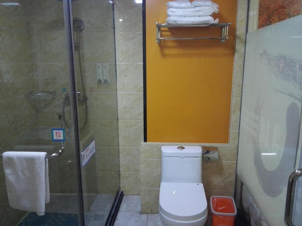 Pai Hotel Guiyang Fountain Modern Capital Exteriör bild